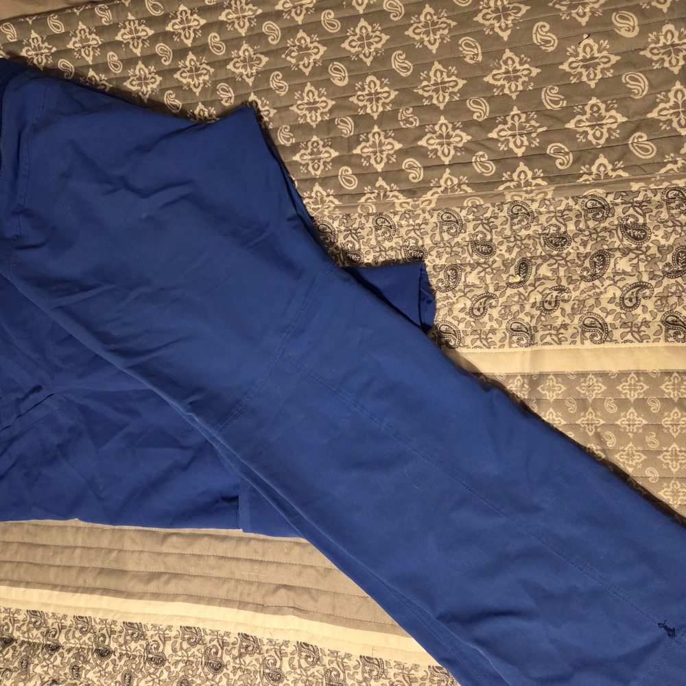 Womens FIGS Blue Scrub Set (Top & Bottom)